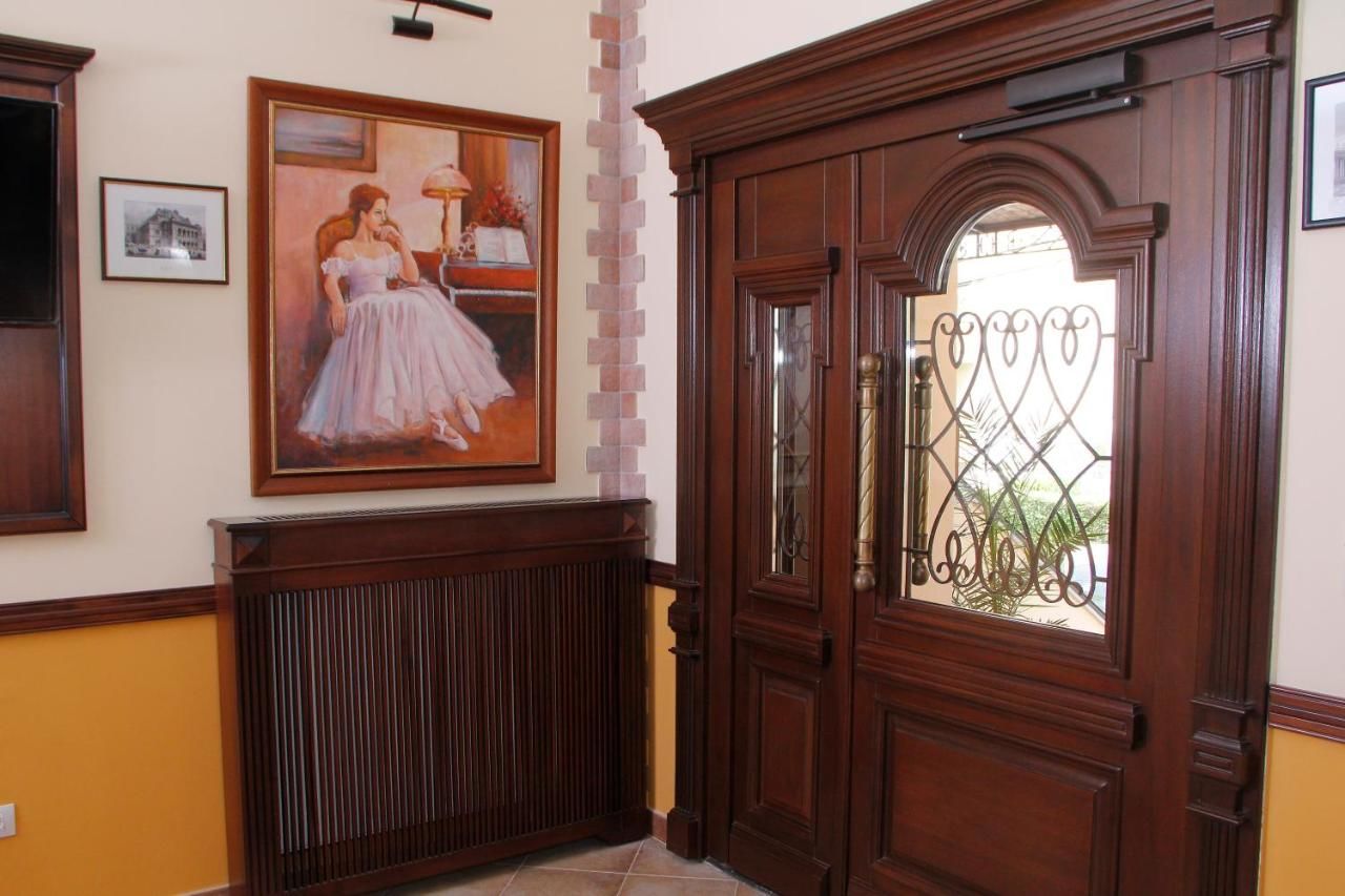 Отель Hotel Exclusiv Тимишоара