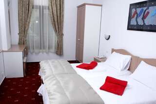 Отель Hotel Exclusiv Тимишоара Двухместный номер с 2 отдельными кроватями-3